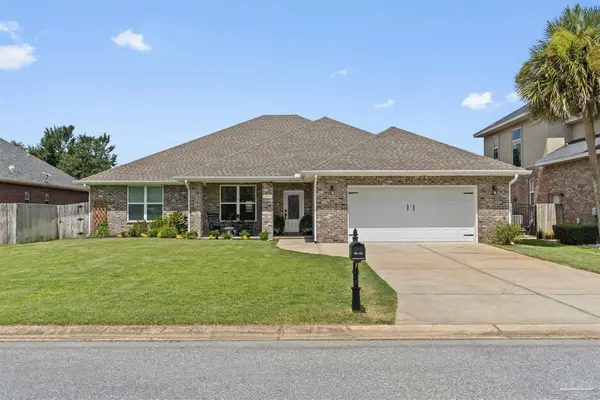 3519 Topaz Cir, Navarre, FL 32566