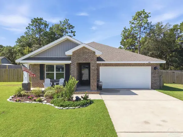 5126 Gaineswood Dr, Milton, FL 32583