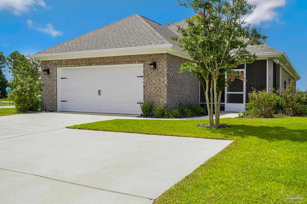 8977 Eureka St, Milton, FL 32583 - #1