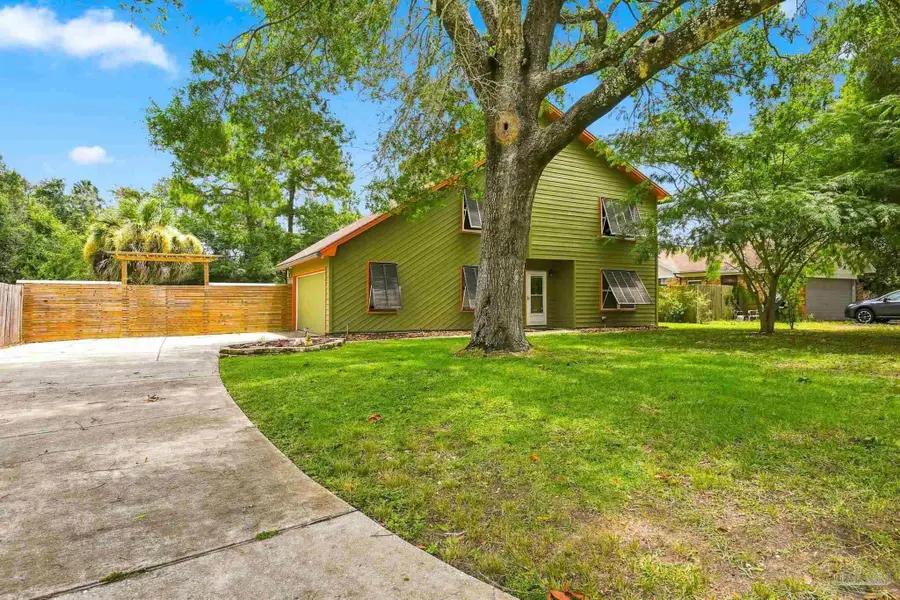 4180 Monteigne Dr, Pensacola, FL 32504 - #2