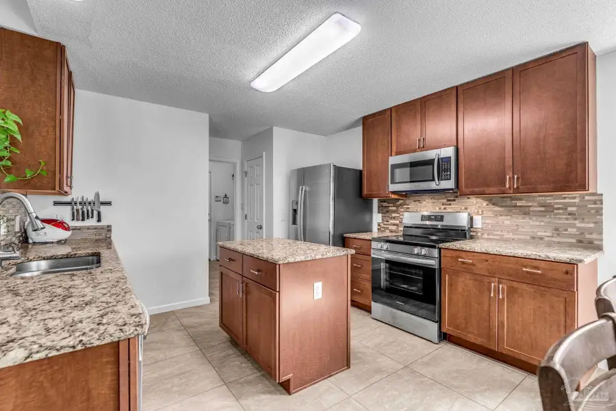 8549 Corbin Ct, Navarre, FL 32566 - #2