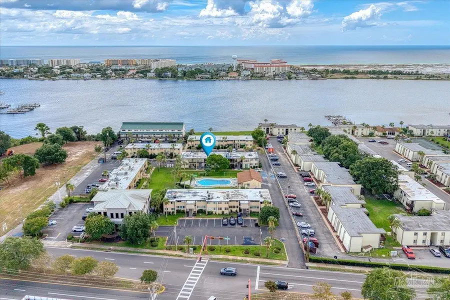 300 NW Miracle Strip Pkwy S.w. #3B, Fort Walton Beach, FL 32548 - #2
