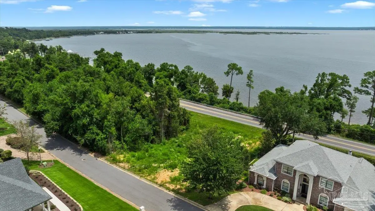3054 Pelican Ln, Pensacola, FL 32514 - #1