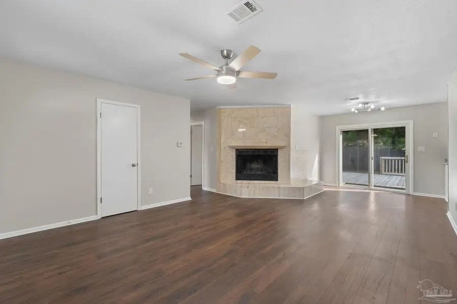 2740 Tupelo Ave, Pensacola, FL 32526 - #3