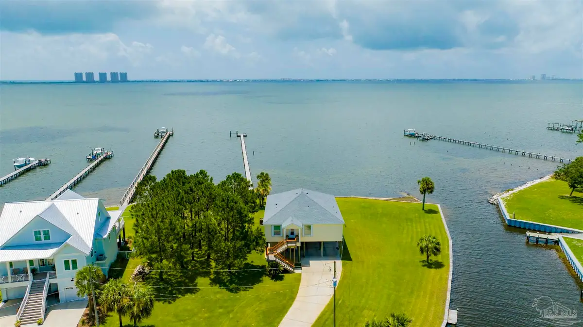 1002 Magnolia Ln, Gulf Breeze, FL 32563 - #1