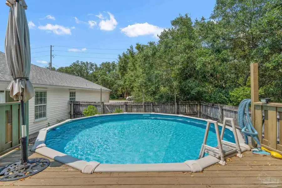 8111 Fourth St, Navarre, FL 32566 - #2