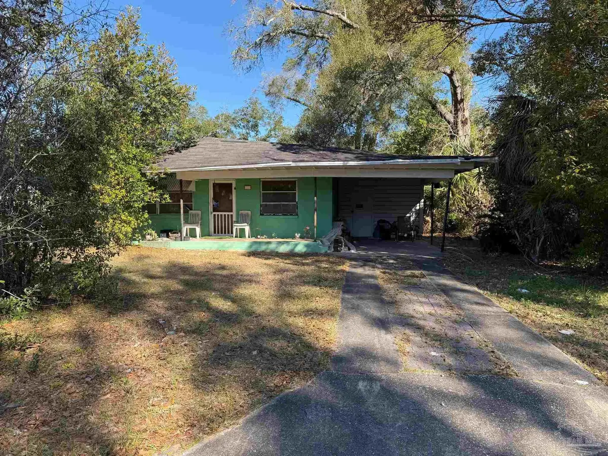 1604 E Yonge St, Pensacola, FL 32503 - #1