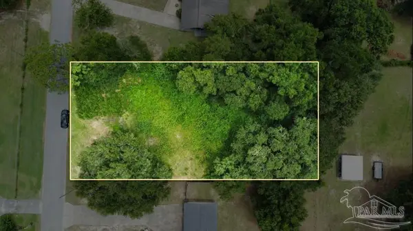 2905 Godwin Ln, Pensacola, FL 32506