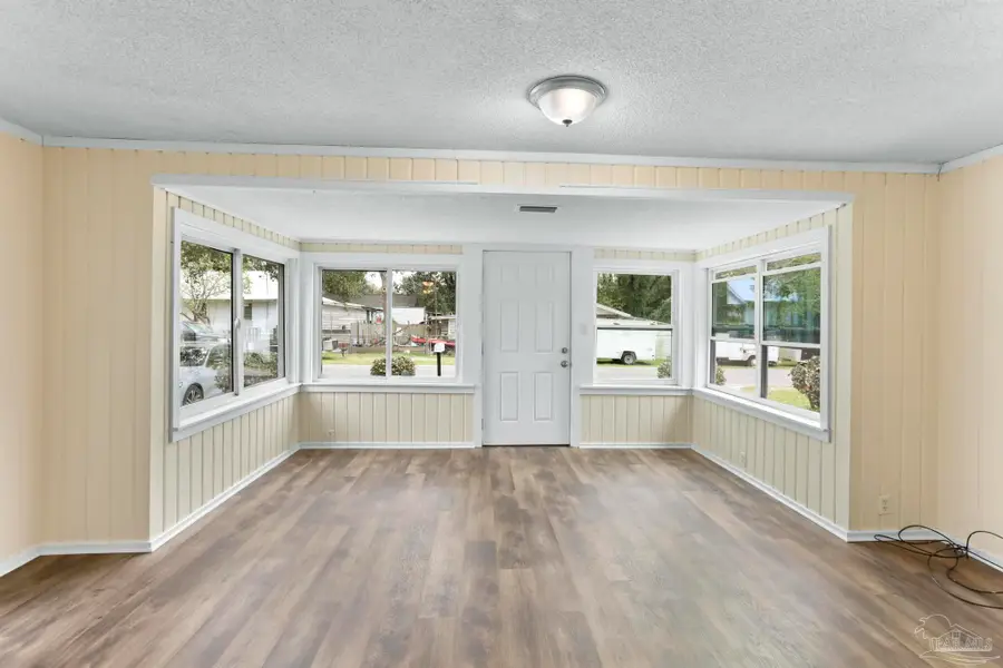 615 N Wentworth St, Pensacola, FL 32505 - #2