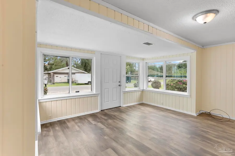 615 N Wentworth St, Pensacola, FL 32505 - #3