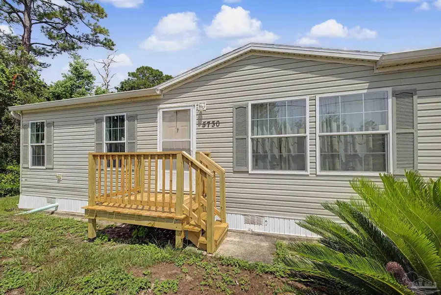 5730 Government Dr, Gulf Breeze, FL 32563 - #2