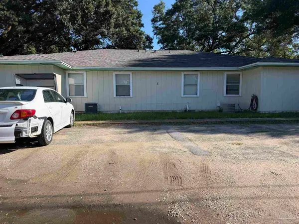 130 E 9 Mile Rd #5, Pensacola, FL 32534