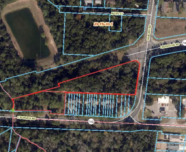 6013 Hilburn Rd, Pensacola, FL 32504
