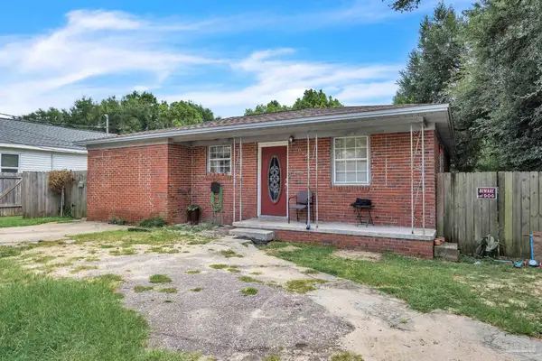 1815 W Wright St, Pensacola, FL 32502