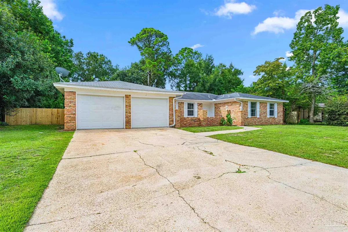 5407 Admiral Doyle Dr, Pensacola, FL 32506 - #1