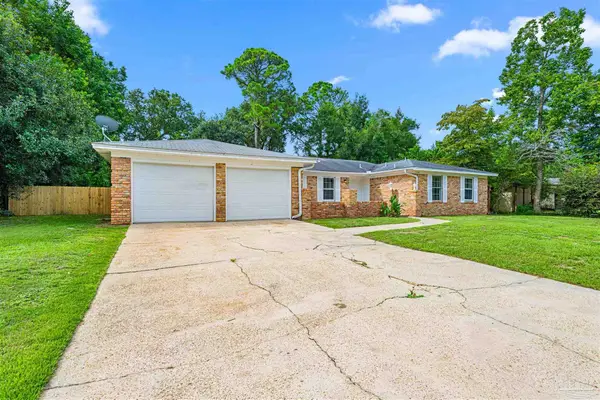 5407 Admiral Doyle Dr, Pensacola, FL 32506