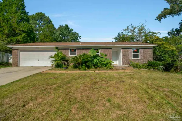 4537 Tradewinds Pl, Pensacola, FL 32514