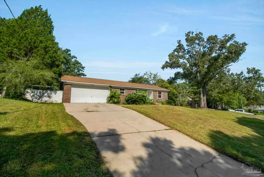 4537 Tradewinds Pl, Pensacola, FL 32514 - #2
