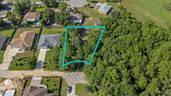 4395 Carol Ct, Gulf Breeze, FL 32563