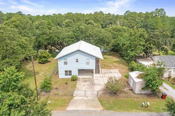 5770 Trout Bayou Cir, Milton, FL 32583