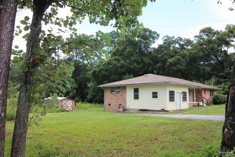 820 E Johnson Ave, Pensacola, FL 32514 - #2