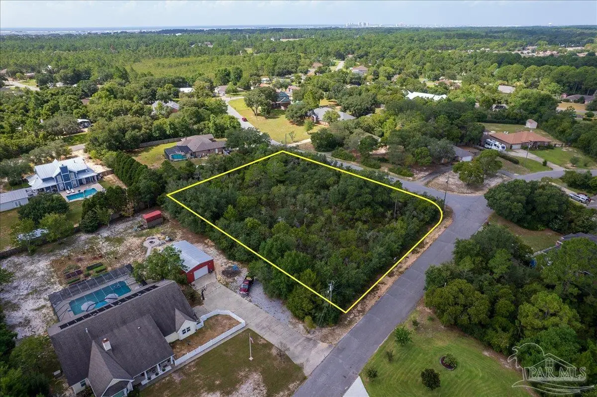 9425 Bone Bluff Dr, Navarre, FL 32566 - #1