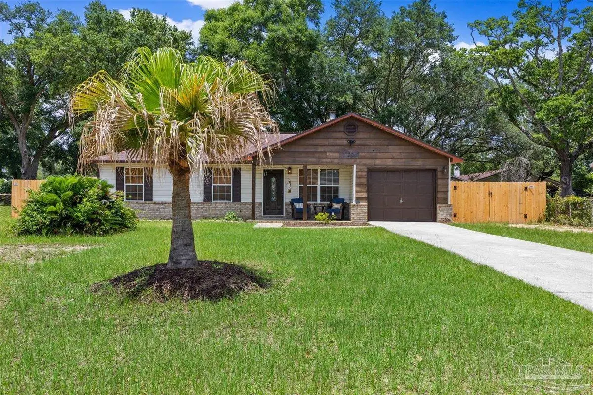1220 E Leonard St, Pensacola, FL 32503 - #1