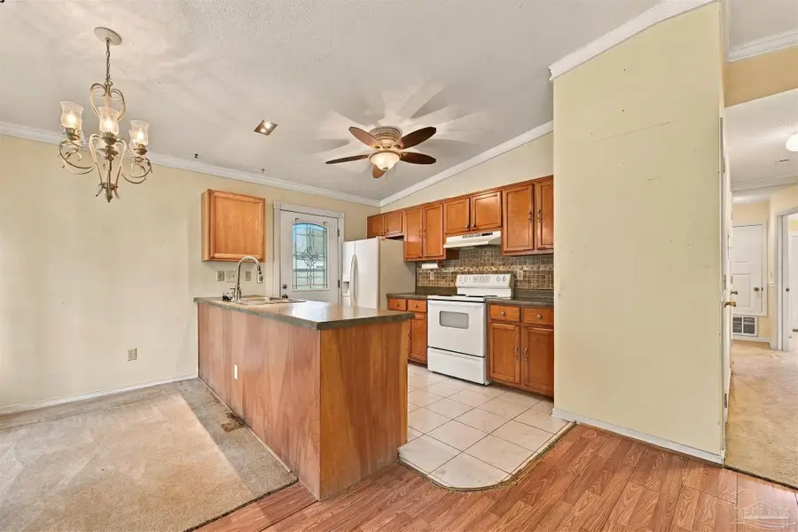 1355 Fairchild St, Pensacola, FL 32504 - #3