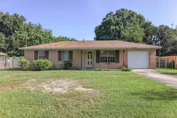 2070 Curry Cir, Pensacola, FL 32504