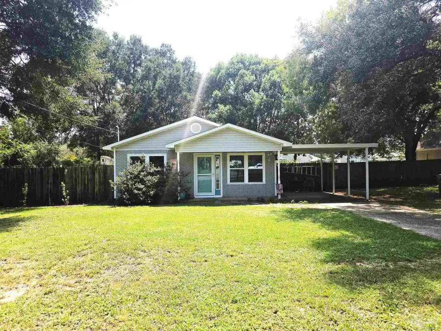 1341 Fairchild St, Pensacola, FL 32504 - #2