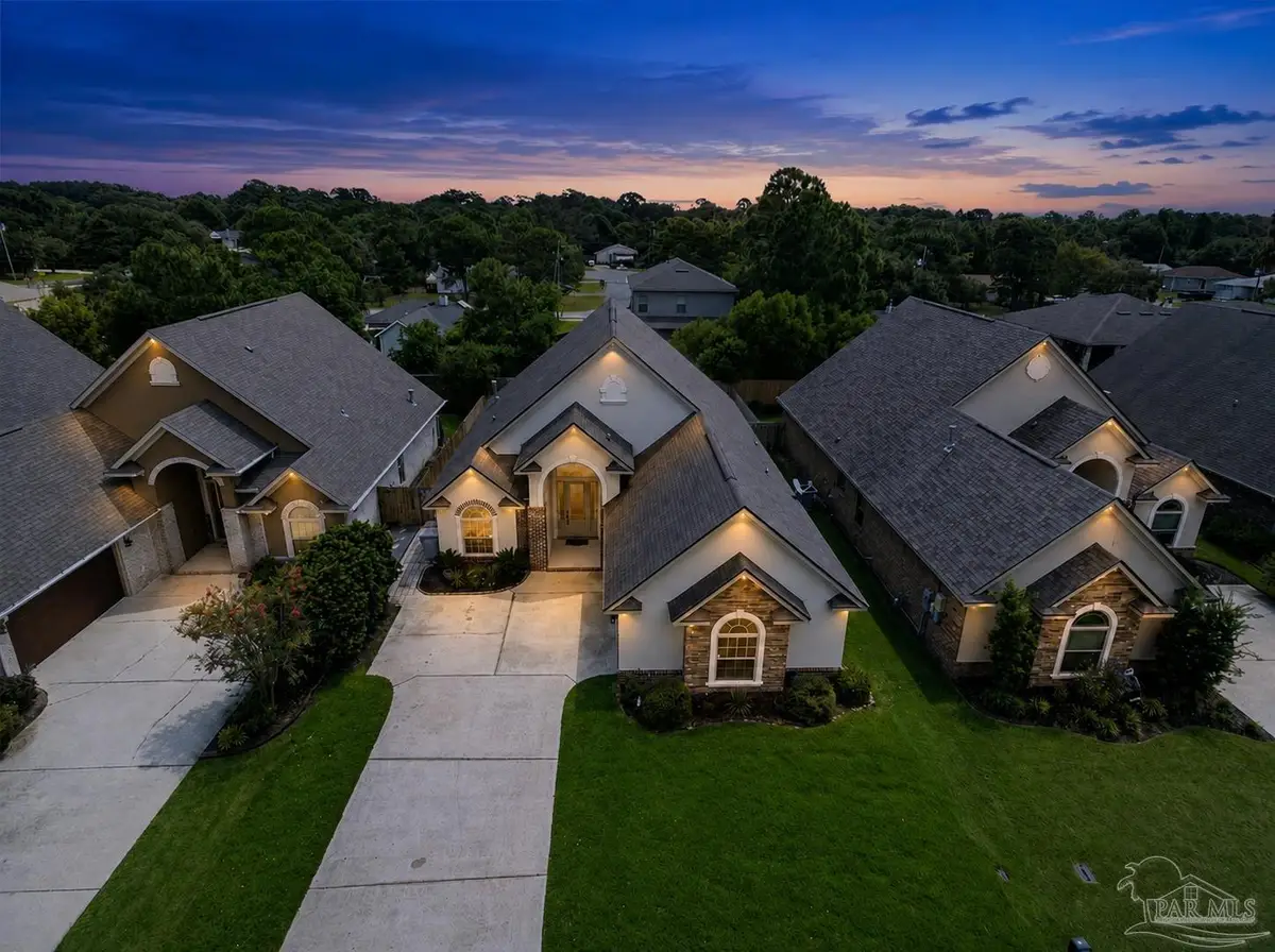 5347 Woodlake Tr, Gulf Breeze, FL 32563 - #1