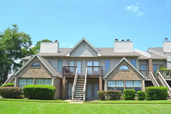 7150 Plantation Dr #223, Pensacola, FL 32504
