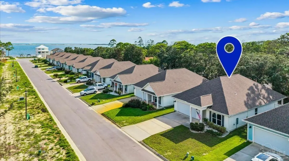 1917 Noleka Ct, Navarre, FL 32566 - #1