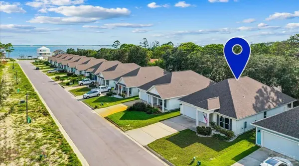 1917 Noleka Ct, Navarre, FL 32566