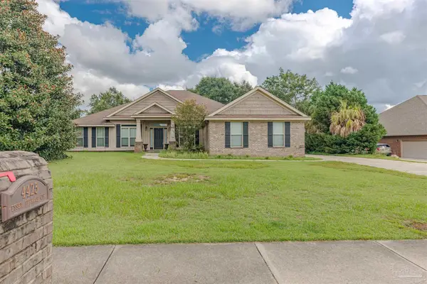4425 Essex Terrace Cir, Pace, FL 32571