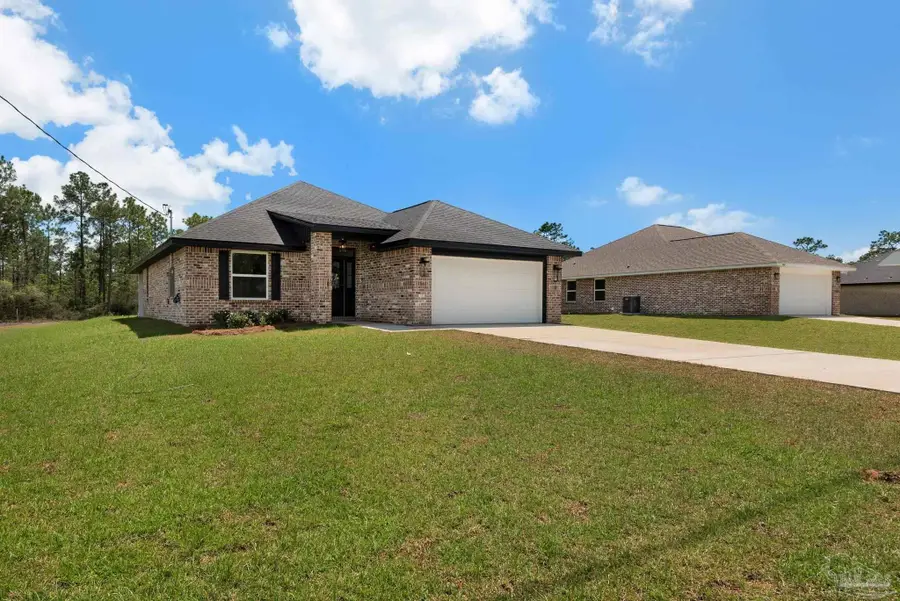 7961 Twin Lake Dr, Milton, FL 32583 - #3