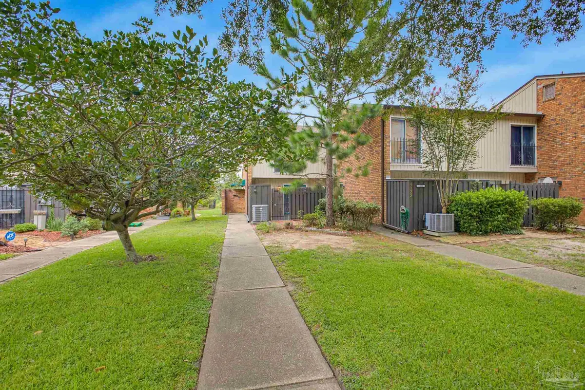 4820 Huron Dr, Pensacola, FL 32507 - #1