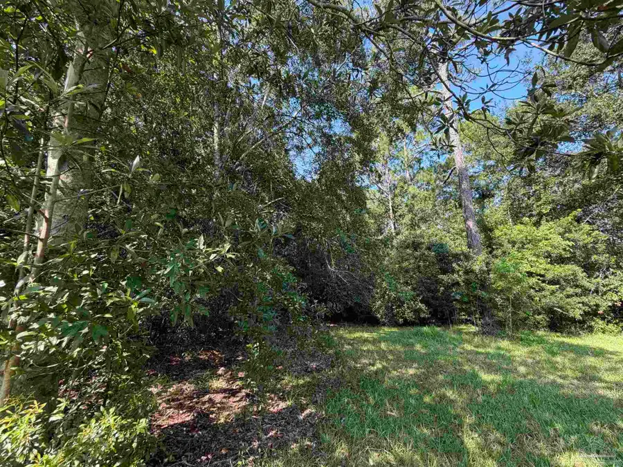 000 N 28th Ave, Milton, FL 32583 - #2