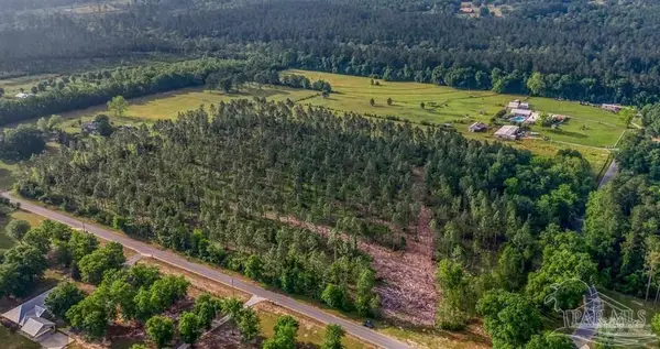 Martin Rd, Milton, FL 32570