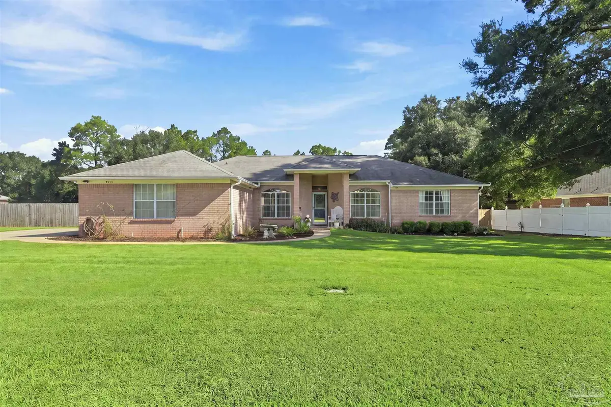 5620 Whispering Woods Dr, Pace, FL 32571 - #1
