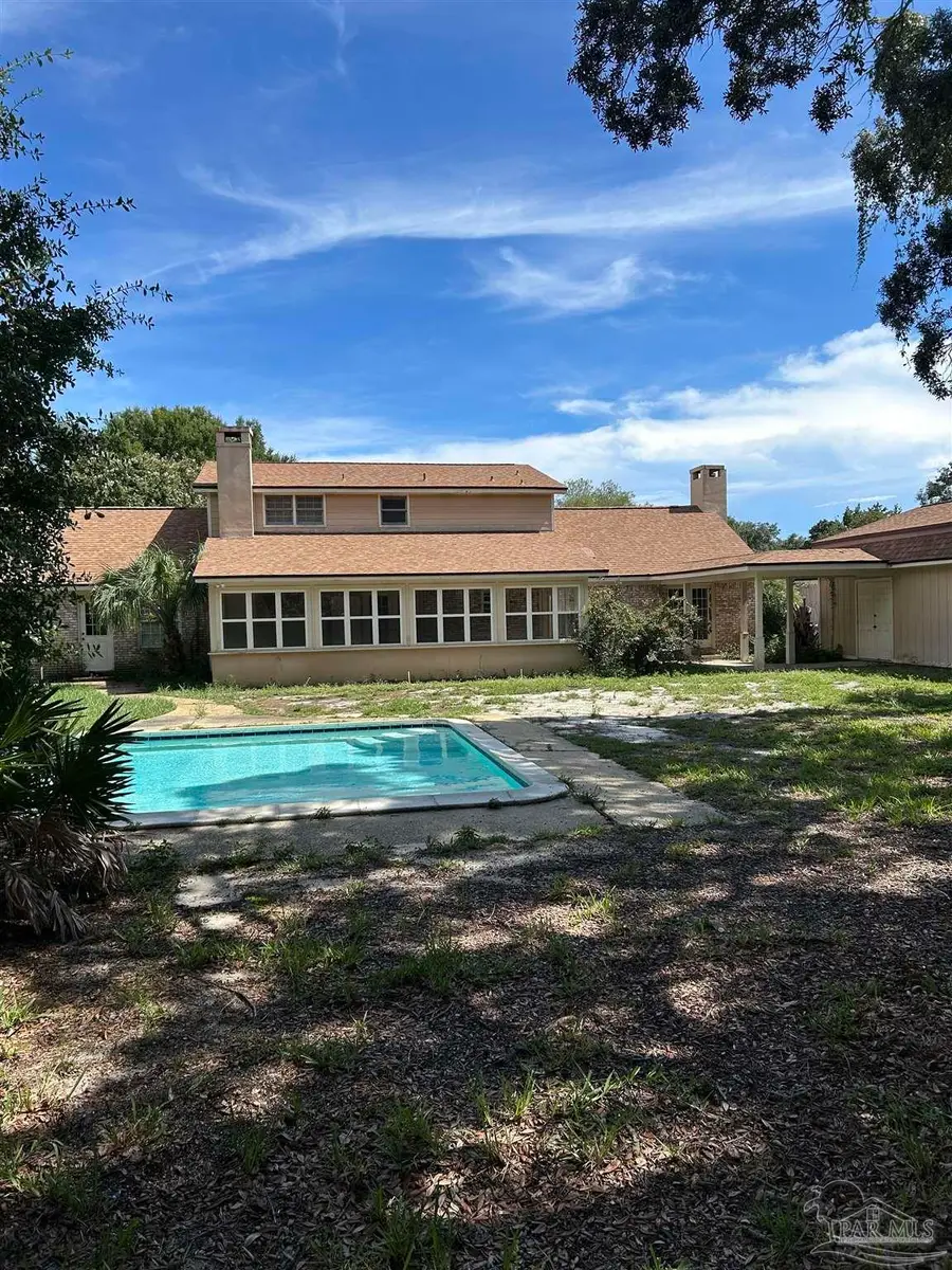 817 Bay Cliffs Rd, Gulf Breeze, FL 32561 - #2