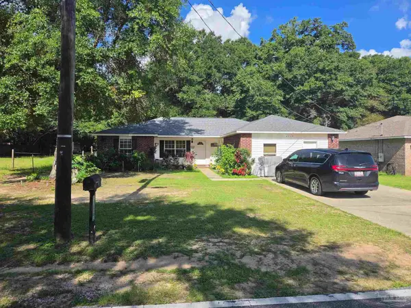 4315 Audiss Rd, Milton, FL 32583