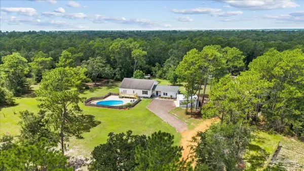 4271 Sondras Way, Milton, FL 32583