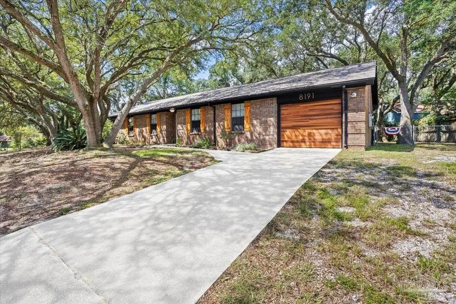 8191 Sedgefield Dr, Pensacola, FL 32507 - #2