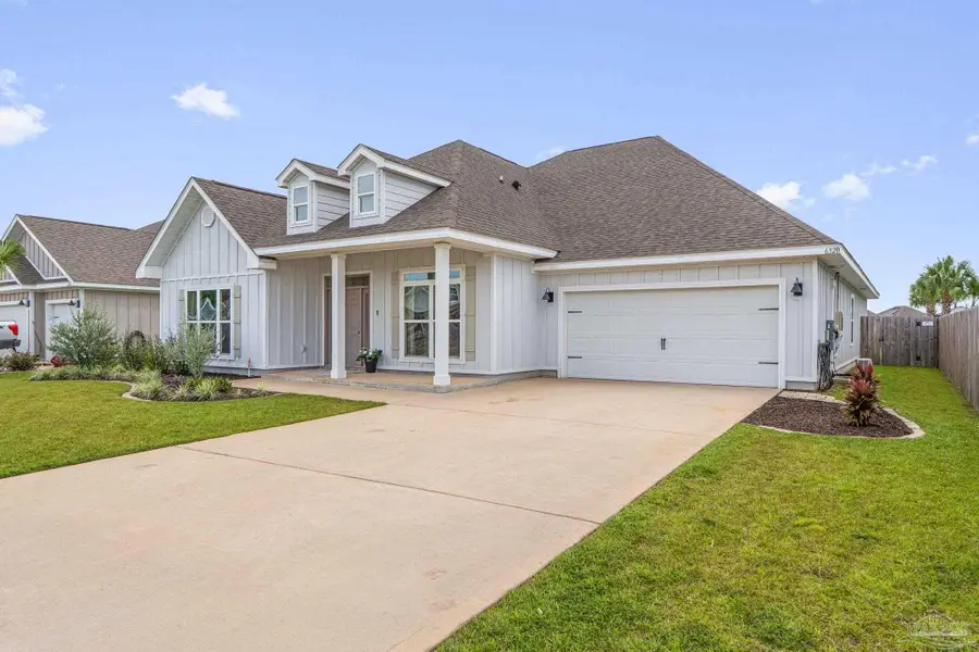6320 Jenks Dr, Gulf Breeze, FL 32563 - #2