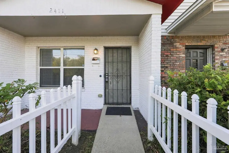 2411 N E St, Pensacola, FL 32501 - #2