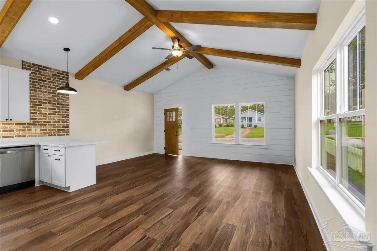 1106 N E St, Pensacola, FL 32501 - #1