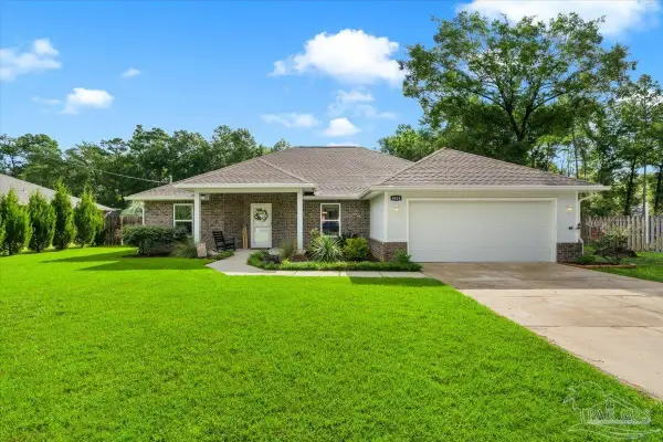 6626 Fernwood Dr, Milton, FL 32570