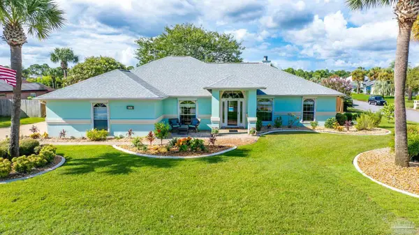 200 Clear Lake Dr, Pensacola, FL 32507