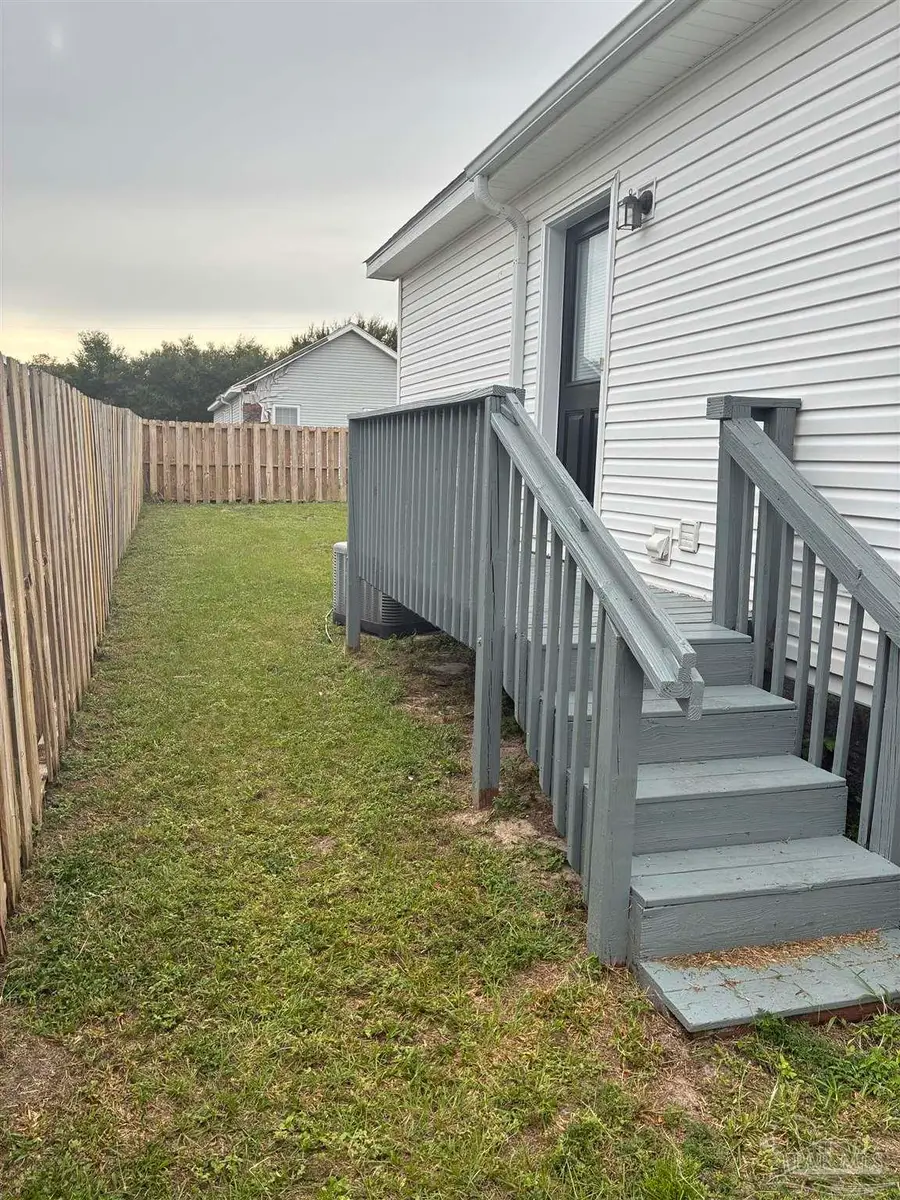 5321 Yellow Bluff Rd, Pensacola, FL 32507 - #3